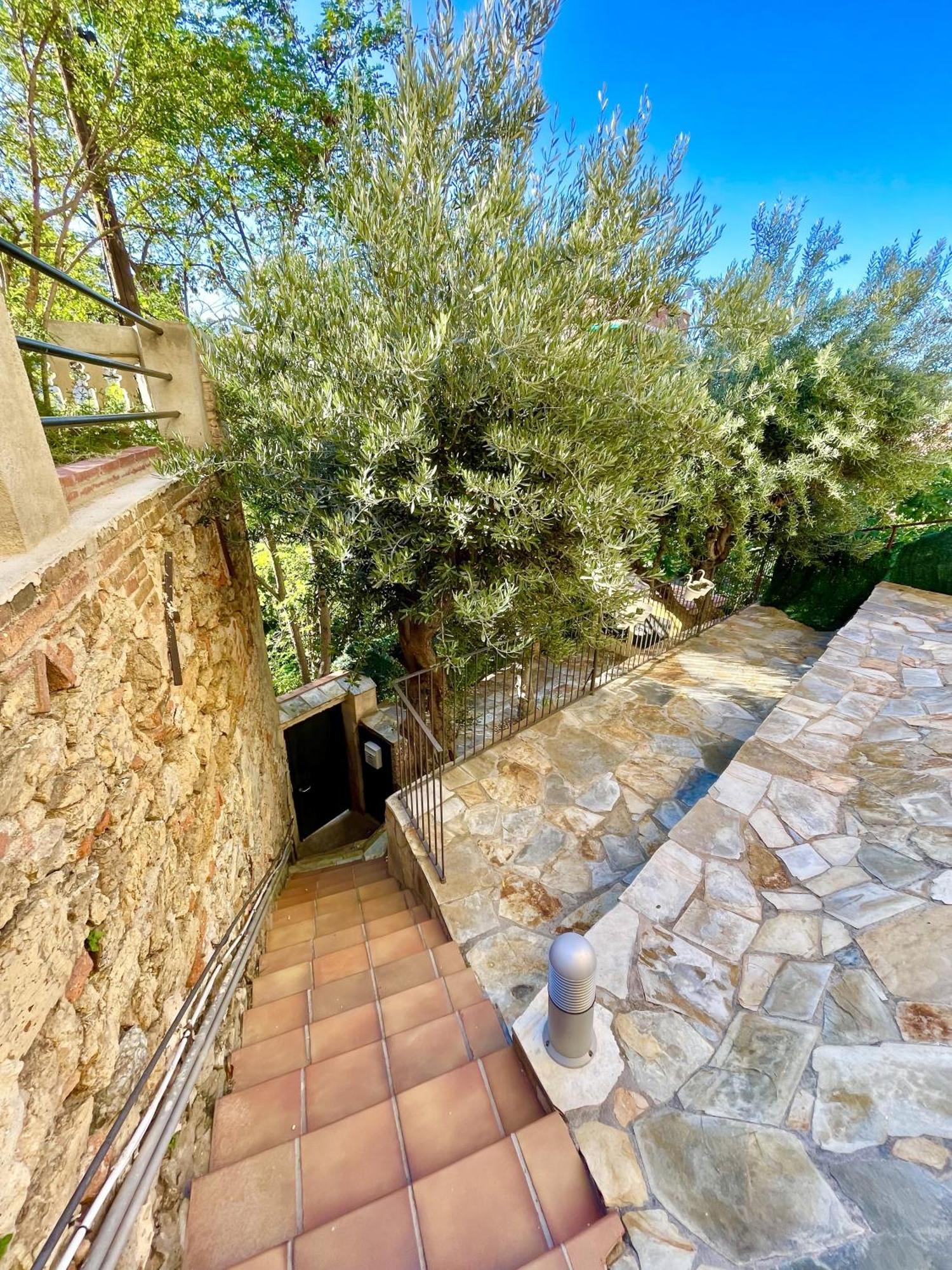 Casa Independientegardenviews2 Bedrooms Barcelone Extérieur photo